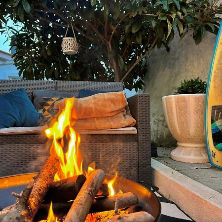 Coastal Garden Paradise Retreat- 6 Min From The Beach 차르네카 외부 사진